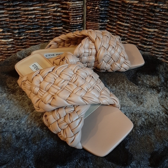Steve Madden Marina Nude Slip On Sandals Women's 6 Pink Mauve Beach Slides - Picture 1 of 7